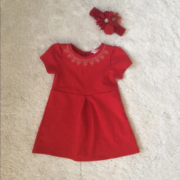 Christmas red embroidered dress - Picture 2 of 6